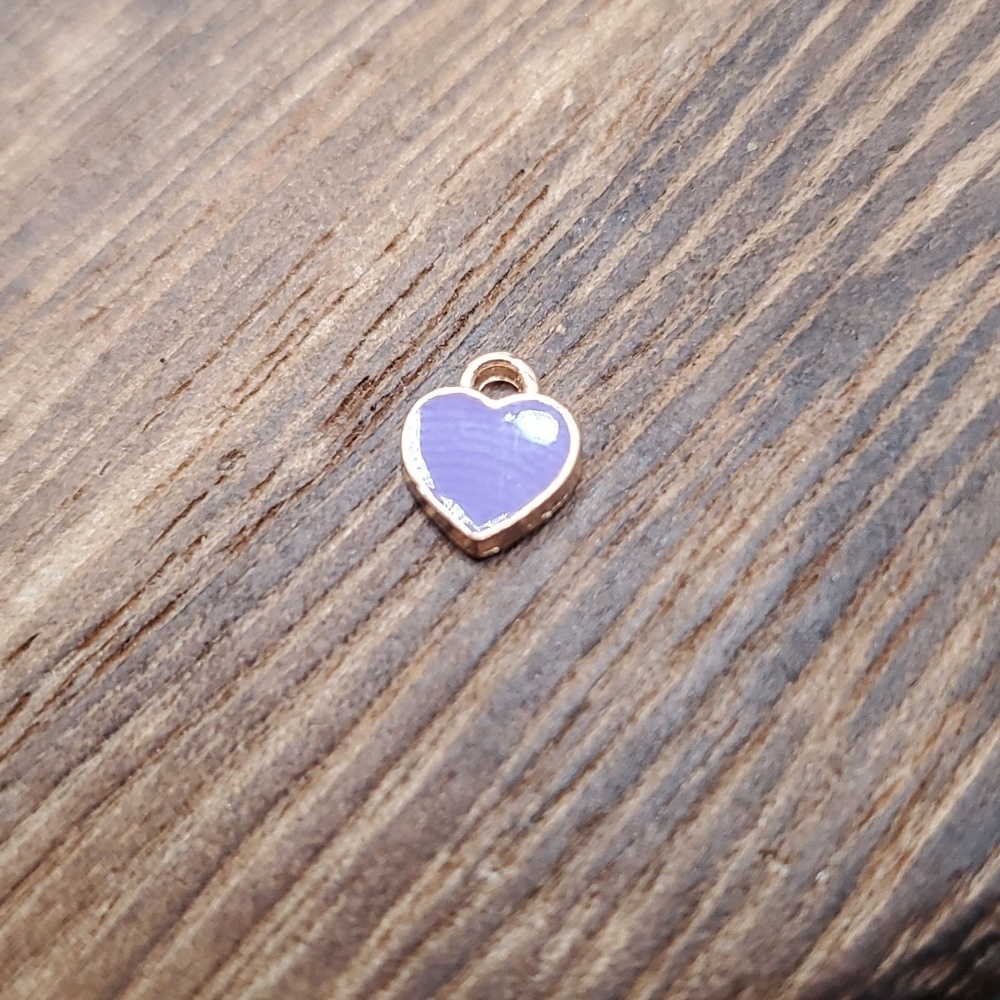 Tiny purple delicate heart charm‎ 💜